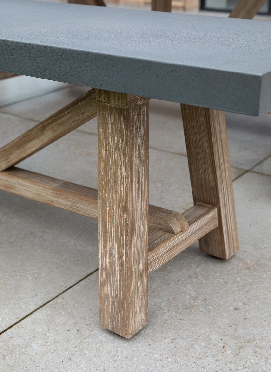 files/ChilfordBench_Small_Grey-Detail-LFCH74.jpg